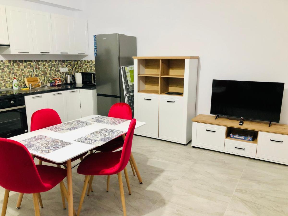 New And Modern Apartments In Villa, Near City Center M36 Timişoara Buitenkant foto